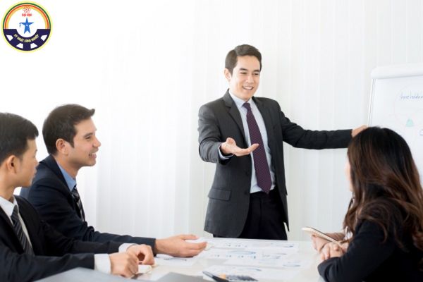 nhung nganh hot trong tuong lai