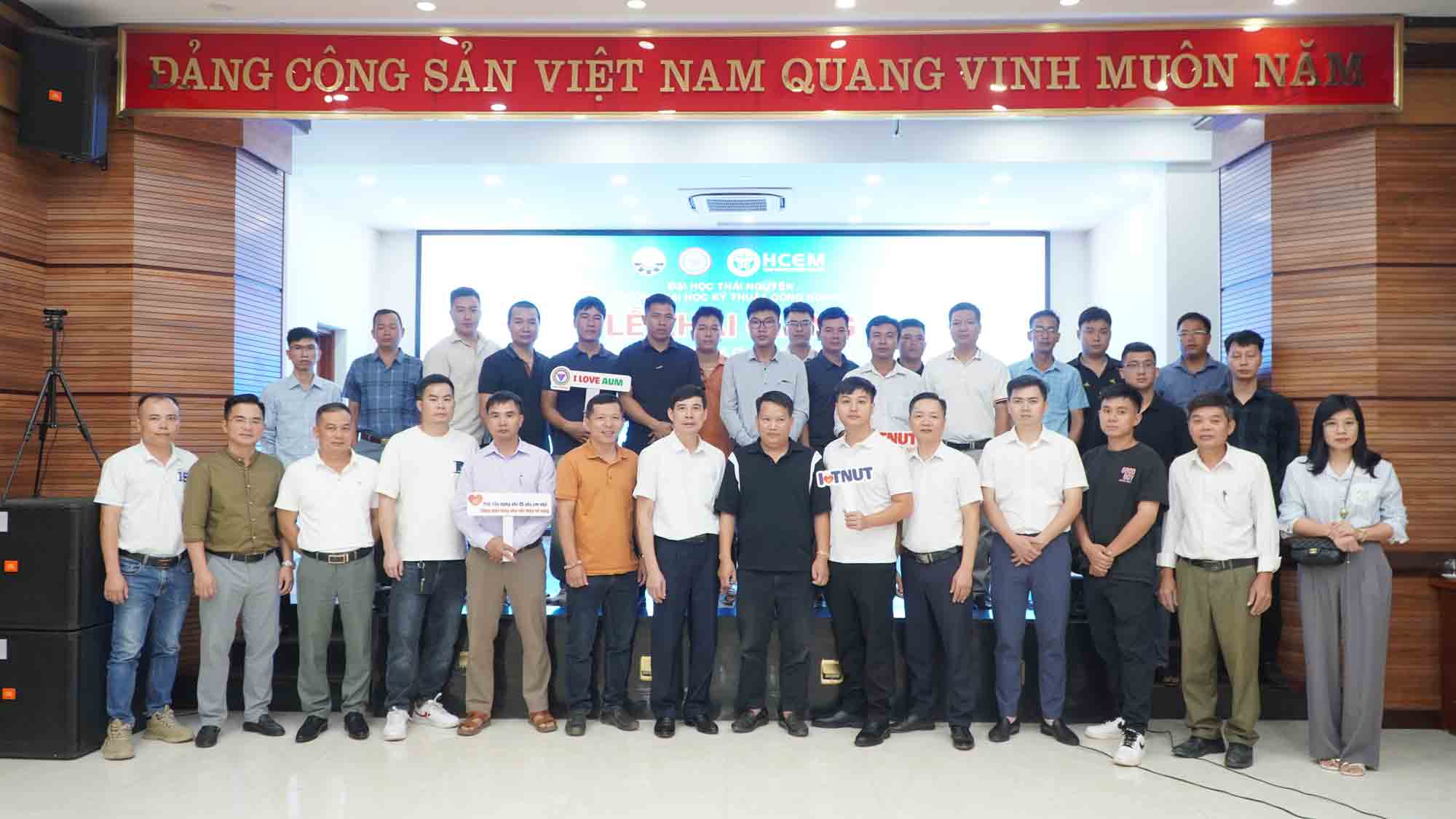 le khai giang tnut elearning dot 2 nam 2024
