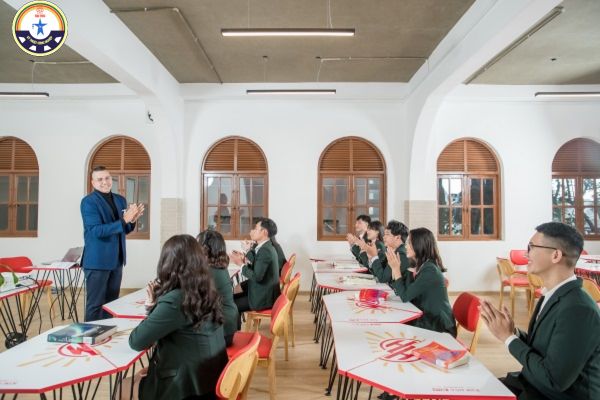 cu nhan ngon ngu anh 