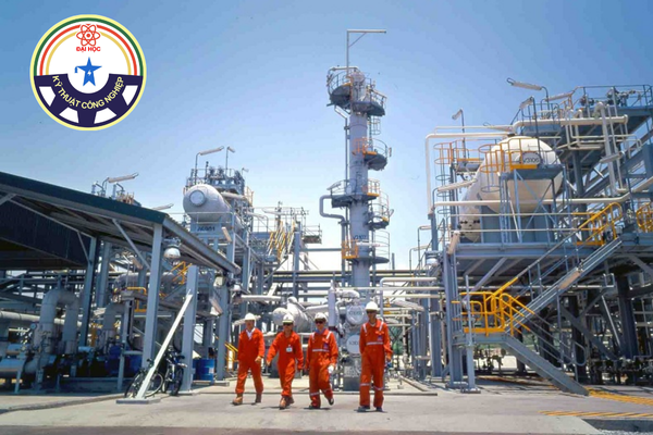 nganh quan ly cong nghiep hoc online