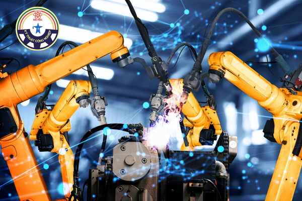 nganh quan ly cong nghiep hoc online