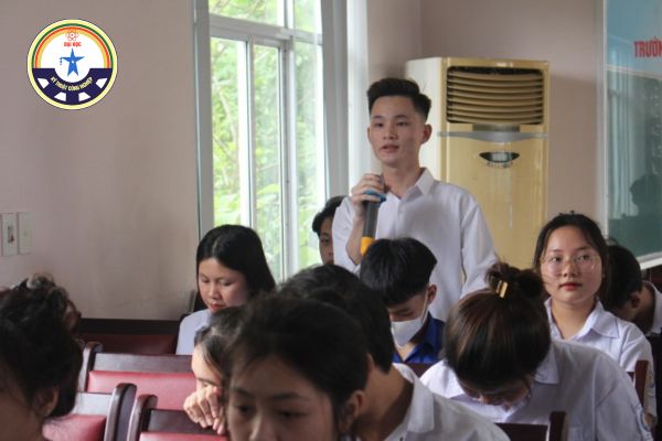 chuong trinh hoi - dap giua he tu xa tnut va sinh vien