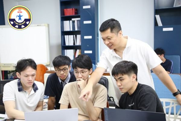 nganh ky thuat may tinh hoc truong nao