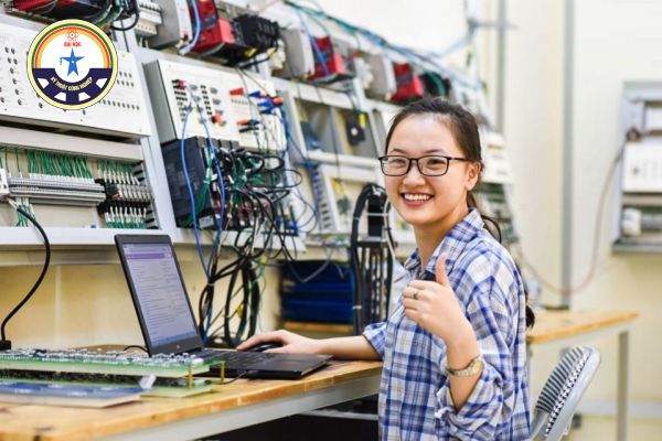 nganh ky thuat may tinh luong bao nhieu