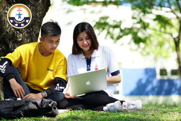 hoc dai hoc truc tuyen nganh ngon ngu anh 