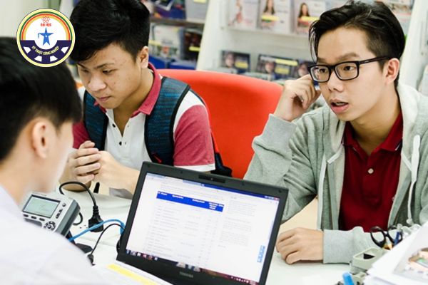 hoc dai học trực tuyen nganh ngon ngu anh