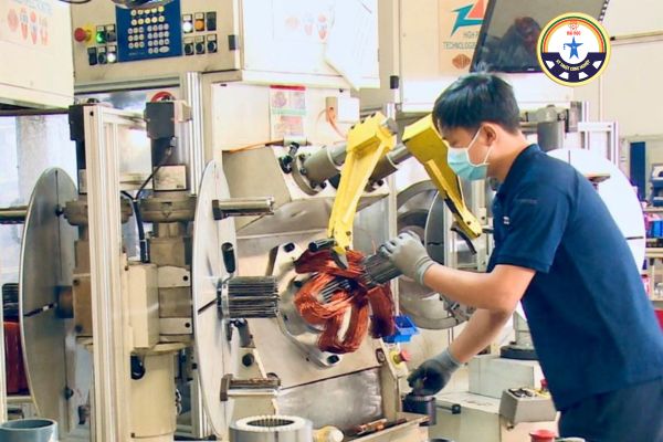 loi ich hoc quan ly cong nghiep he tu xa