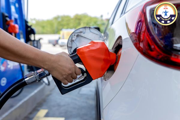 gia xang khiên nhieu nguoi quan tam